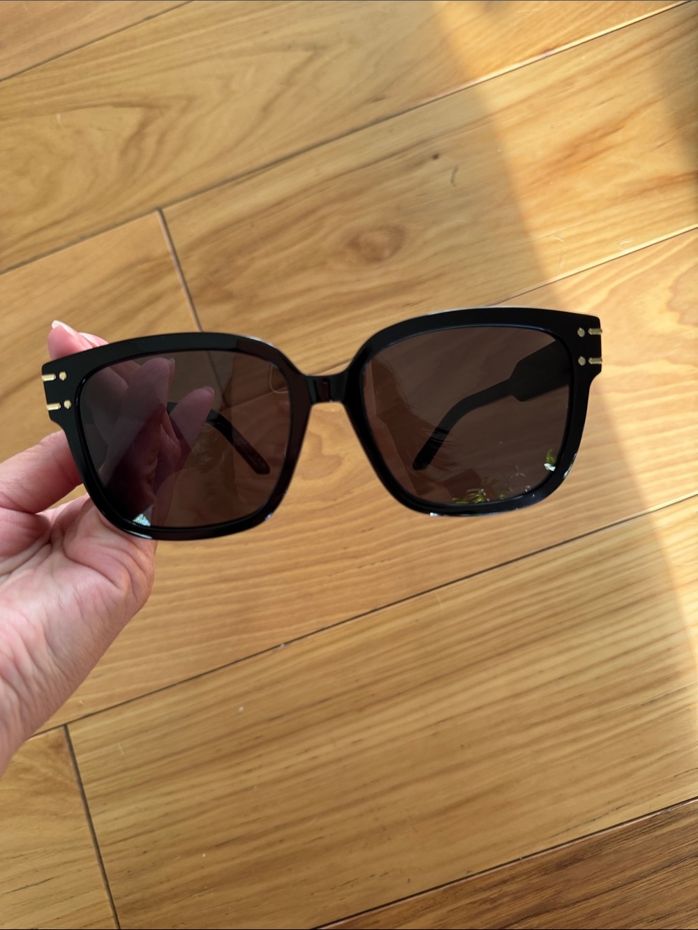 Dior Black Sunglasses with Gold Logo Accent - Picture 3 of 4